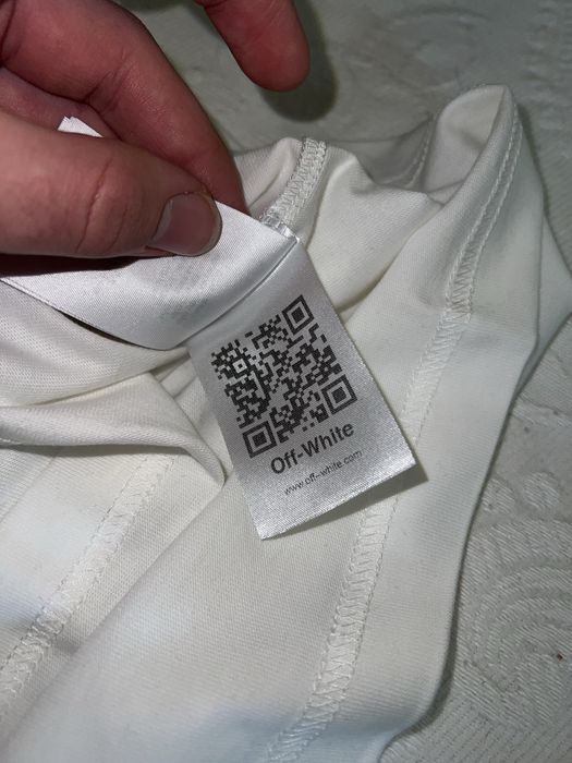T-shirt da Off-White - Nova com Etiqueta