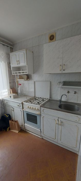 Продаєтся 3х.к Паркова (ЮТЗ)