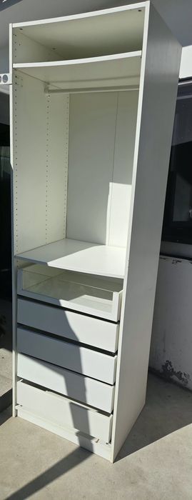 Roupeiros Ikea Pax