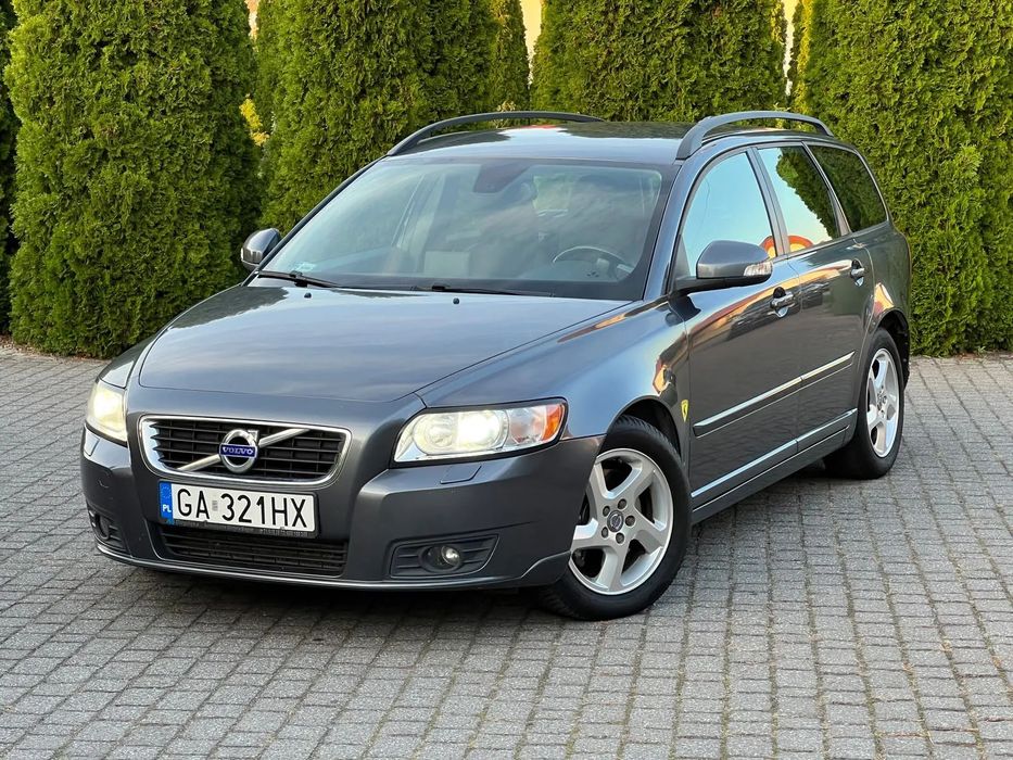 Volvo V50