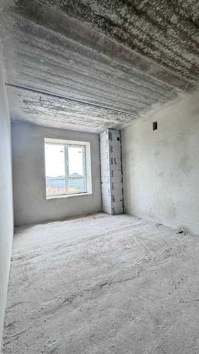 Продаж 2 кімнатної квартири БІЛЯ ОЗЕРА, ГАРНА ЦІНА, збудований будинок