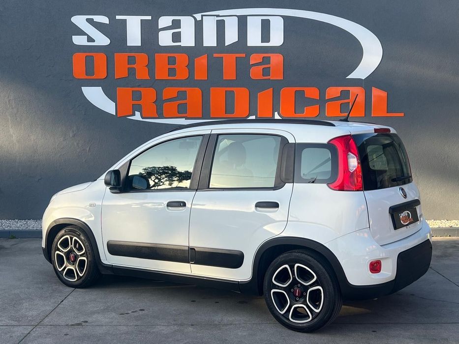 Fiat Panda438090948107970562