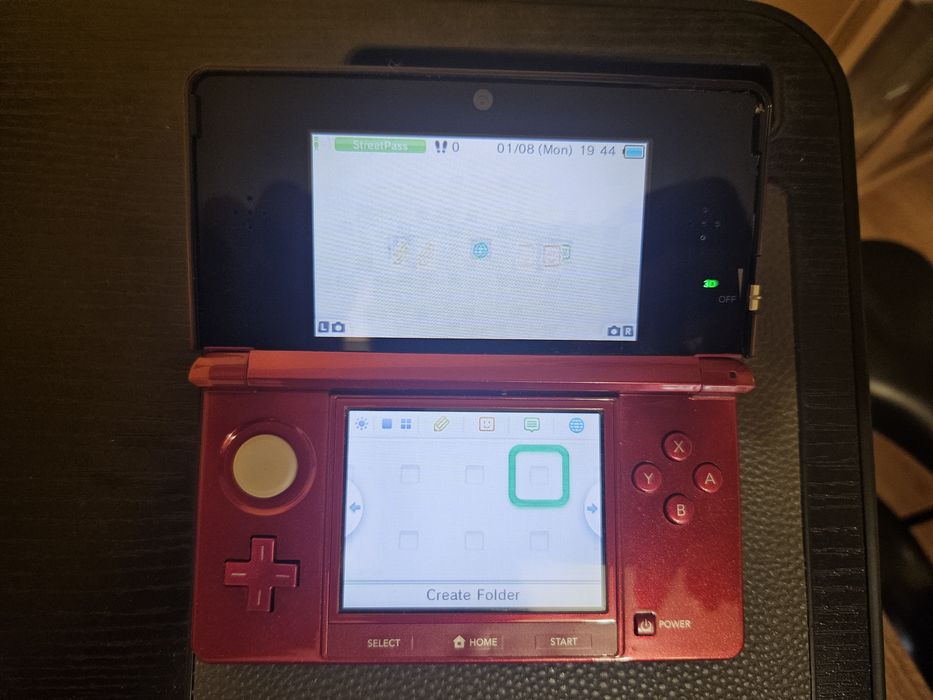 Nintendo 3DS konsola