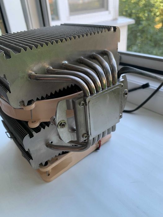 Куллер башта Noctua NH-D14