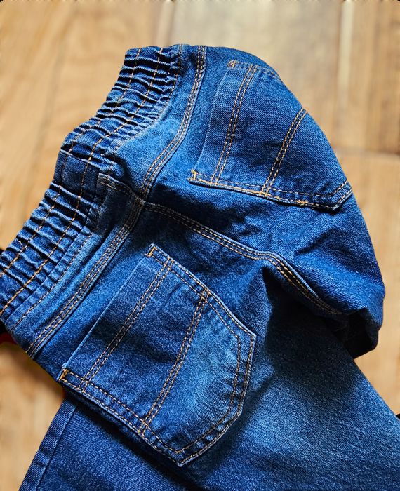Spodnie jeansowe joggery -r.104
