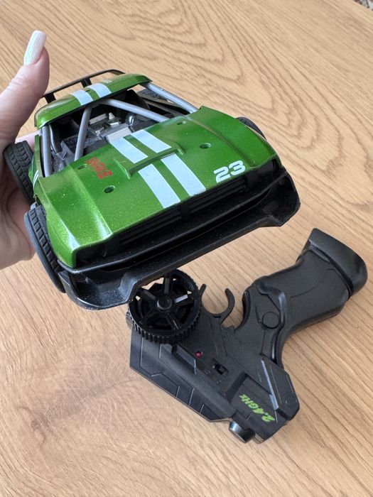 Повна комплектація машинка на пульті керування Металева Іграшка Нюанс