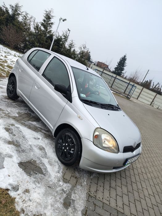 Toyota Yaris 1.0 Sprawna 4drzwi