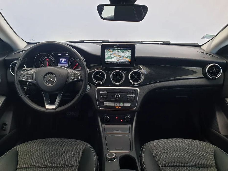 Mercedes-Benz CLA shooting break 180d