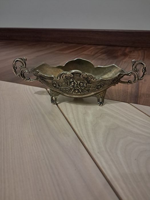 Чаша для цукерок,горіхів