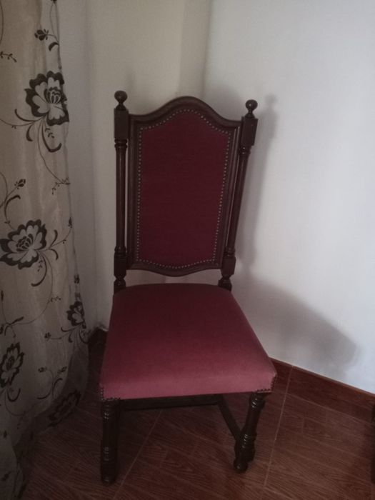 Comoda com espelho**oferta de cadeira***
