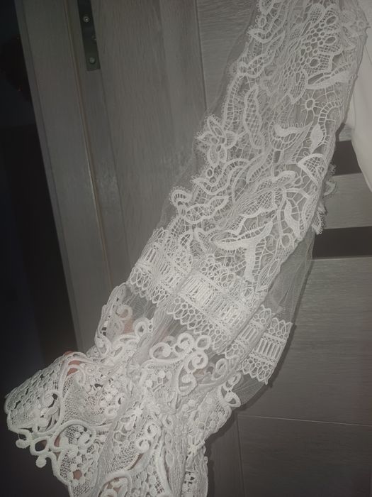 Сукня біла довга святкова