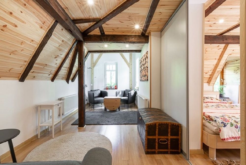 FERIE /WAKACJE itp Apartamenty/Pokoje ze śniadaniem-NOCLEGI w CENTRUM