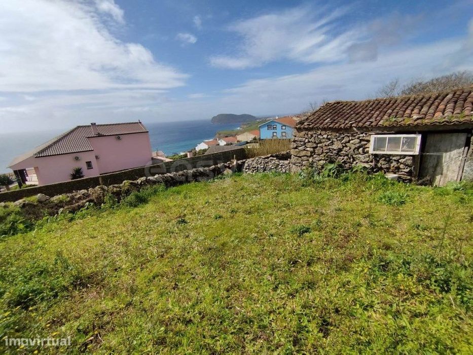 Terreno Urbanizável em Ribeirinha - Ilha Terceira