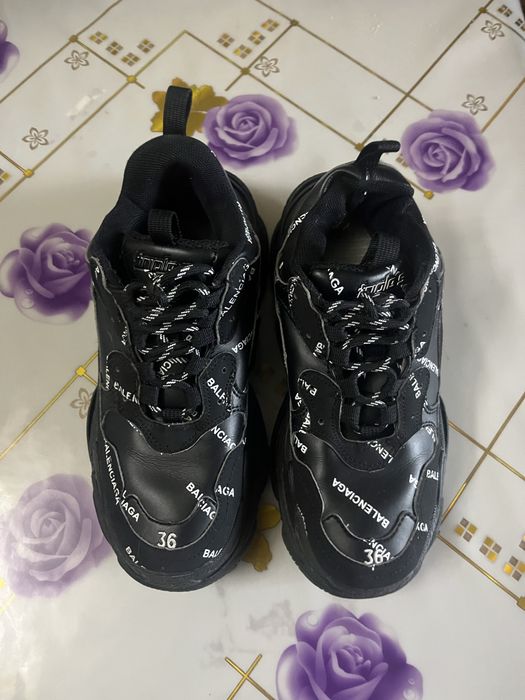 BALENCIAGA Кроссовки 36 размер
