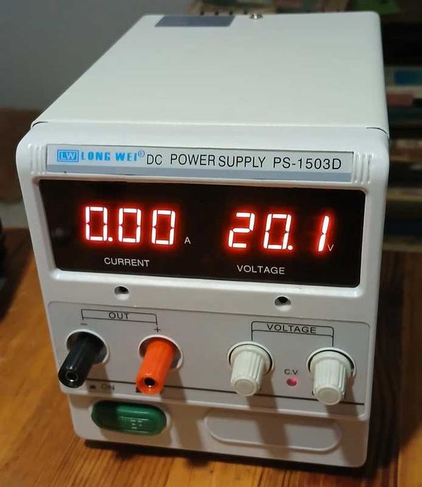 Zasilacz laboratoryjny serwisowy 3-15 V / 3A