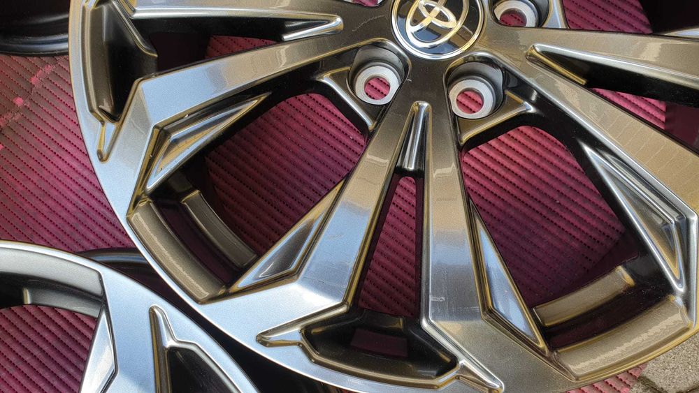 4126-Jantes 18 5x114.3 Originais Toyota Rav4, Avensis, Corolla, etc.