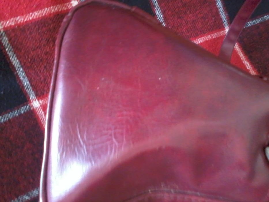 Сумка женская вишневого цвета