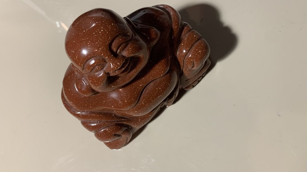 статуетка Будди из камня