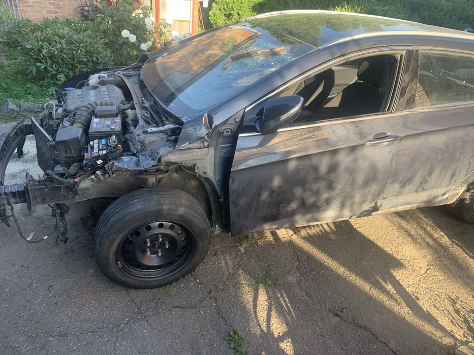 Автомобіль хюндай І40