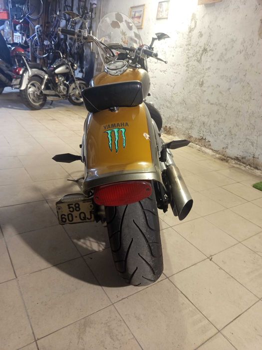 Vendo moto Yamaha 1100 dragstar