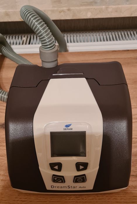 Aparat CPAP Dream Star Auto z nawilżaczem