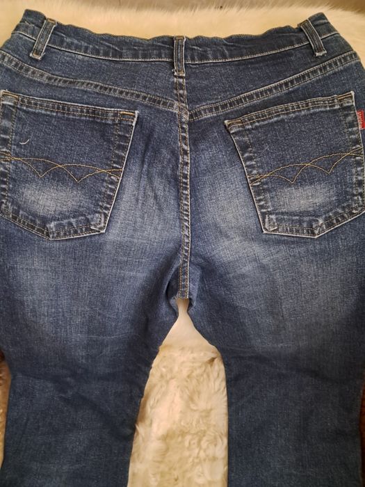 Spodnie jeans Stanley 42