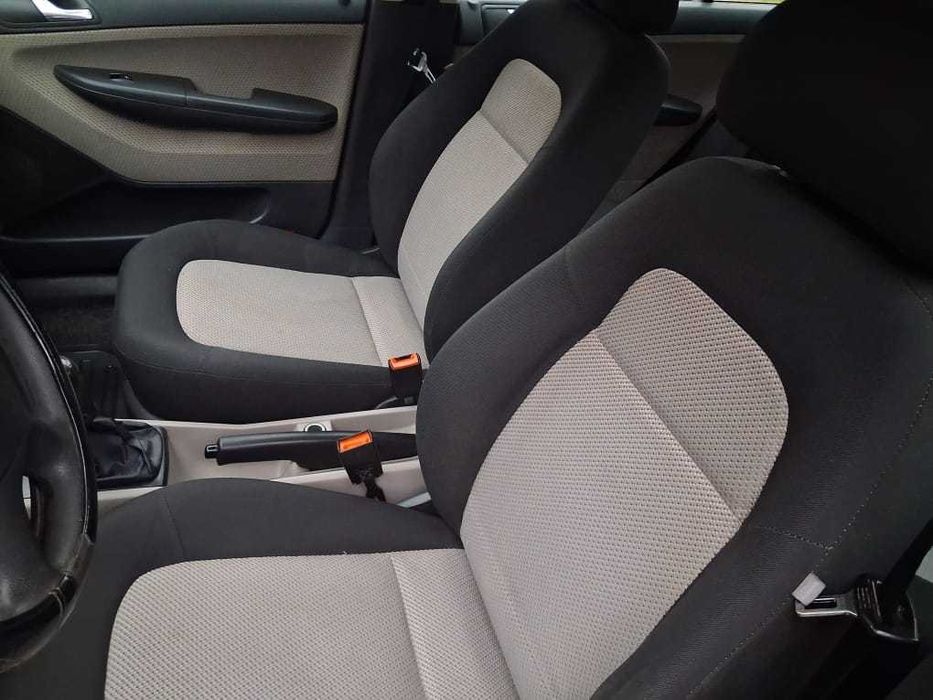 skoda fabia 1.2 sedan