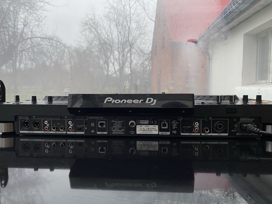Pioneer XDJ-RX all-in-one, kontroler, konsola DJ. Nie CDJ DJM RR RX2