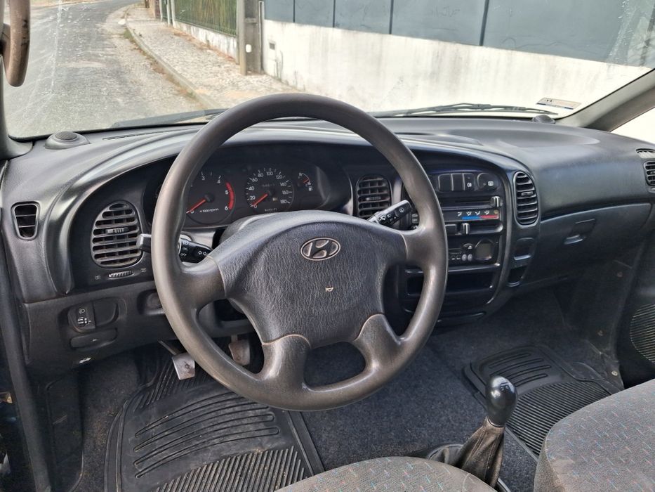 Hyundai H1 2.5 TD