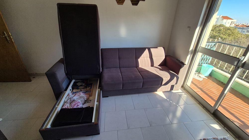 Sofá em bom estado – Confortável e pronto a usar