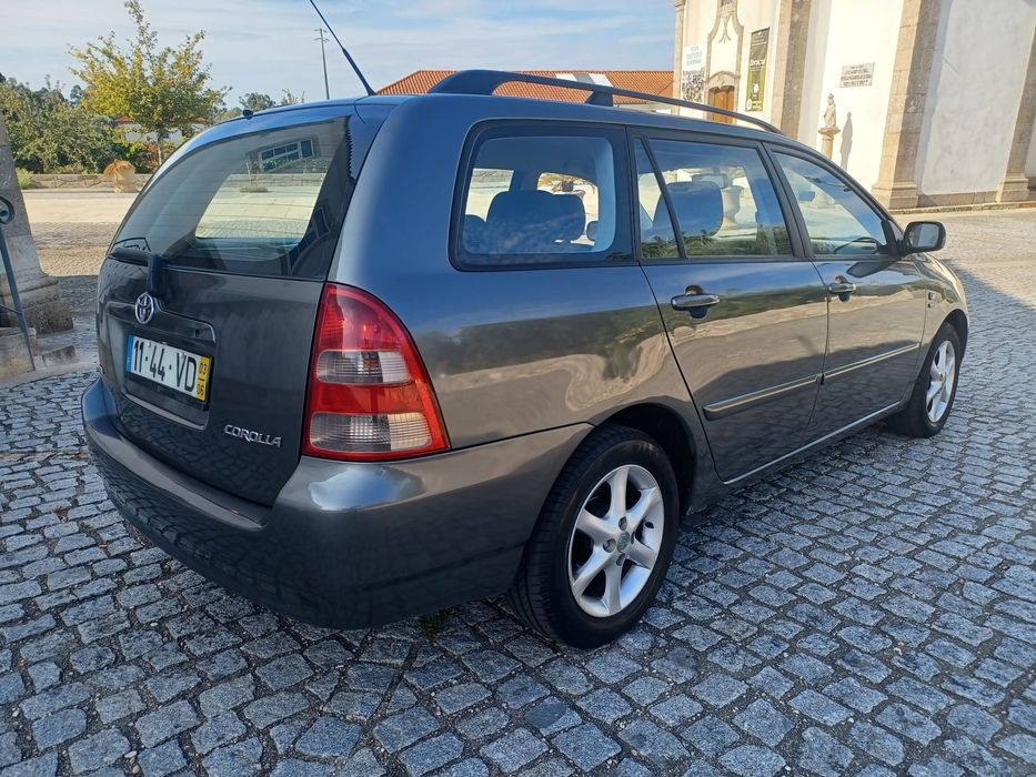 TOYOTA COROLLA SW 1.4 VVTI Estado Impecável