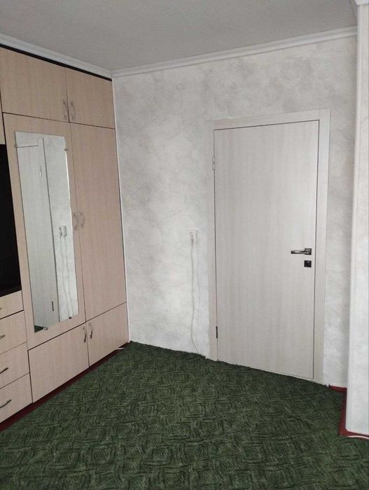 Продаж кімнати в гуртожитку по вул. Володимирській, 102