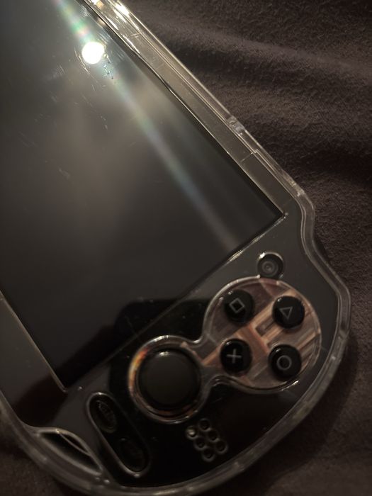 PlayStation Vita 3G 2012 + sd2vita 32GB