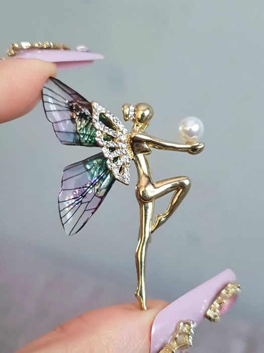 Broche / pregadeira fada dourada azul e roxo, asas acrílico e cristais