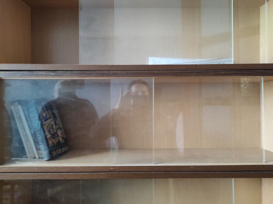 Полиці для книжок