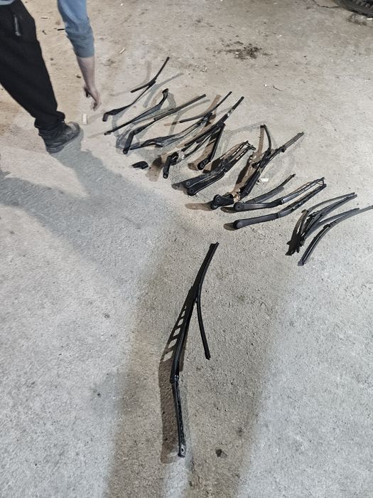 Ramie wycieraczki Bmw E87 E90 E91 E81 E92 E82 E93 pióra lewe prawe