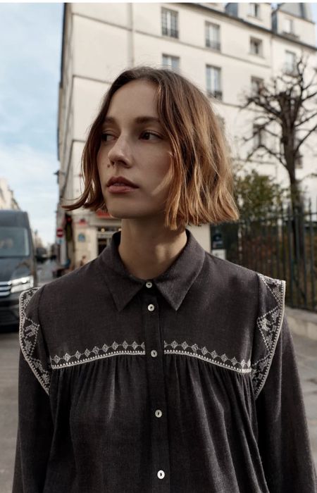 Блуза з вишивкою, бренд Zara
