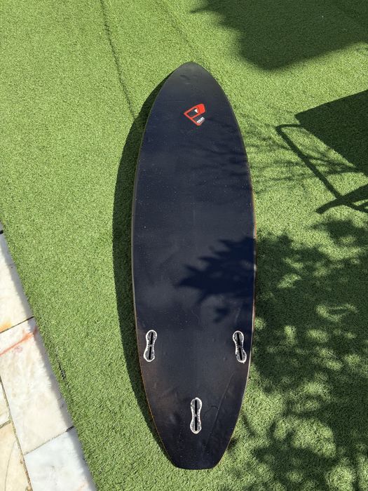 Polen surfboard 6’4