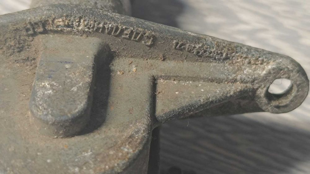 Продаю автомобильный переключатель света ножной П34 ЗиЛ-130, ГАЗ-53,66