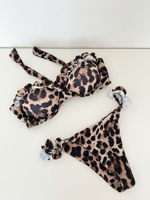 Роздільний жіночий леопардовий купальник