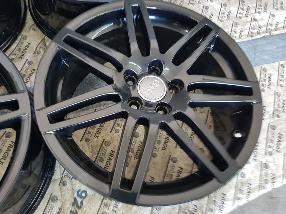 Felgi Oryginał Audi A3 Golf  Leon 8p0 7,5x18 ET54 5x112