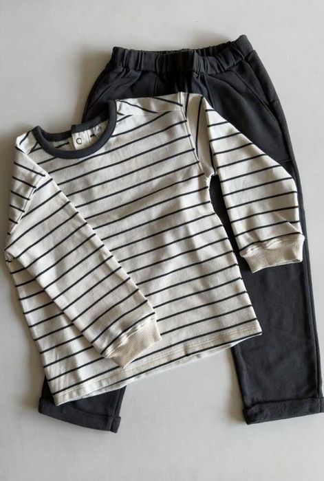 Комплект трикотажний від h&m ріст 98 і 104 см