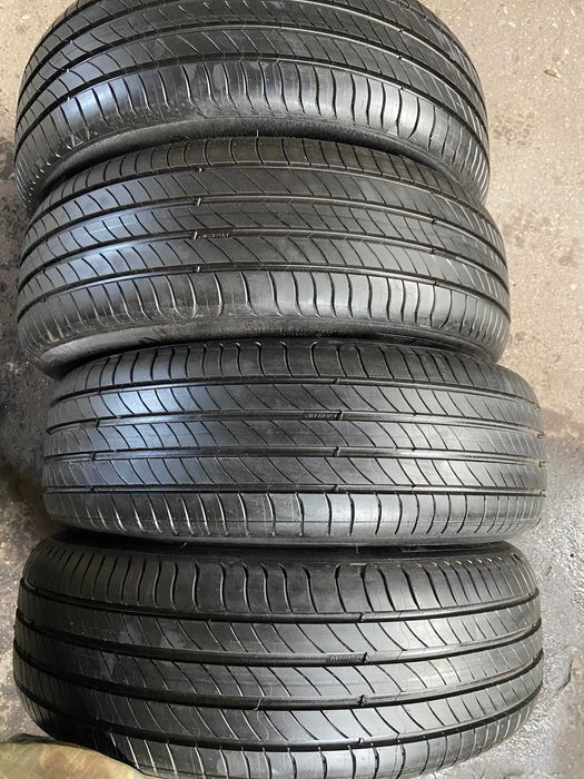 Opony Michelin Demo 215 65 R17 lato