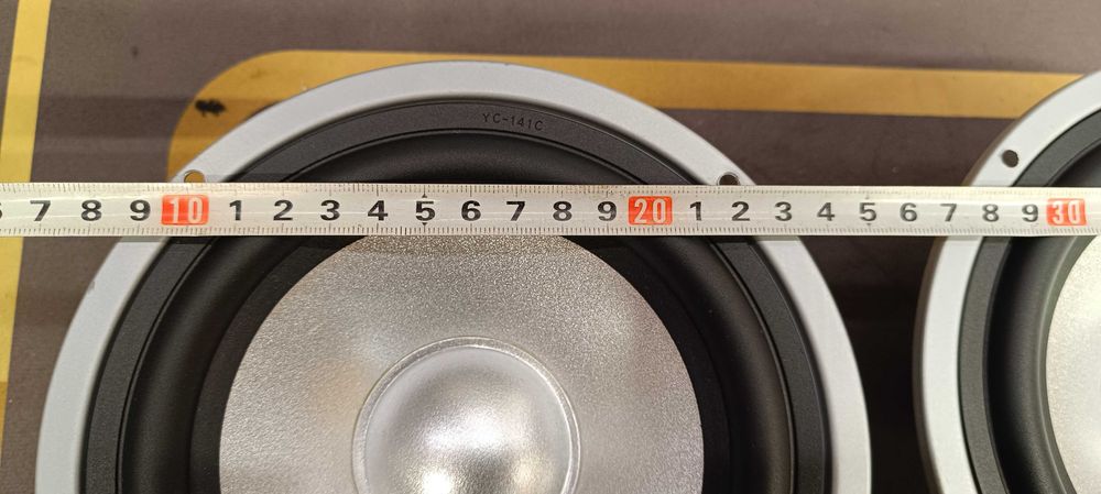 НЧ- динаміки 4- Ohm ( 178мм по корзині )-як нові!!