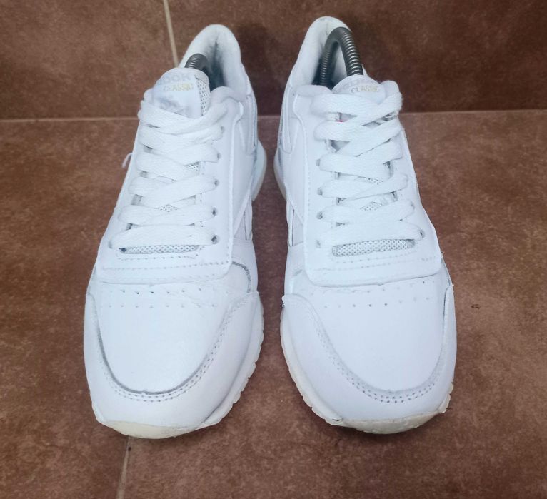 Кросівки легкі в місто на літо жіночі для дівчини оригінал Reebok 37 розмір 23.5 см устілка