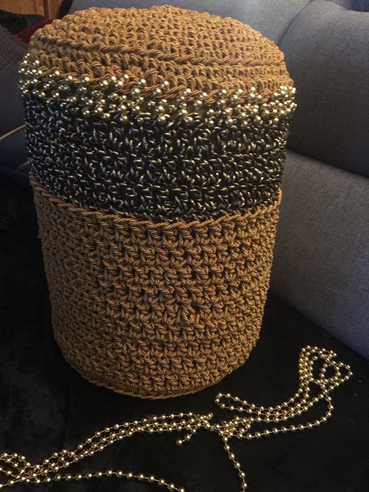 Pufa złoto czarna diy glamur