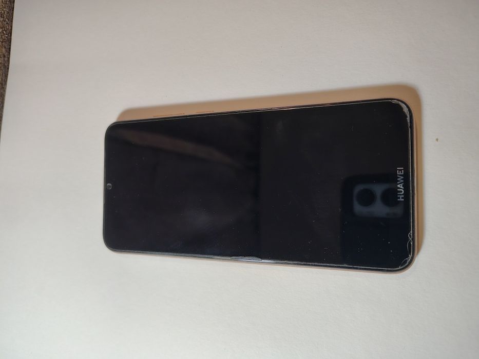 Телефон   Huawei Y6 2019