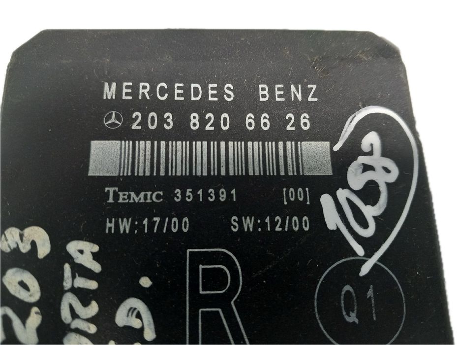 Módulo genérico MERCEDES-BENZ Classe C (W203)