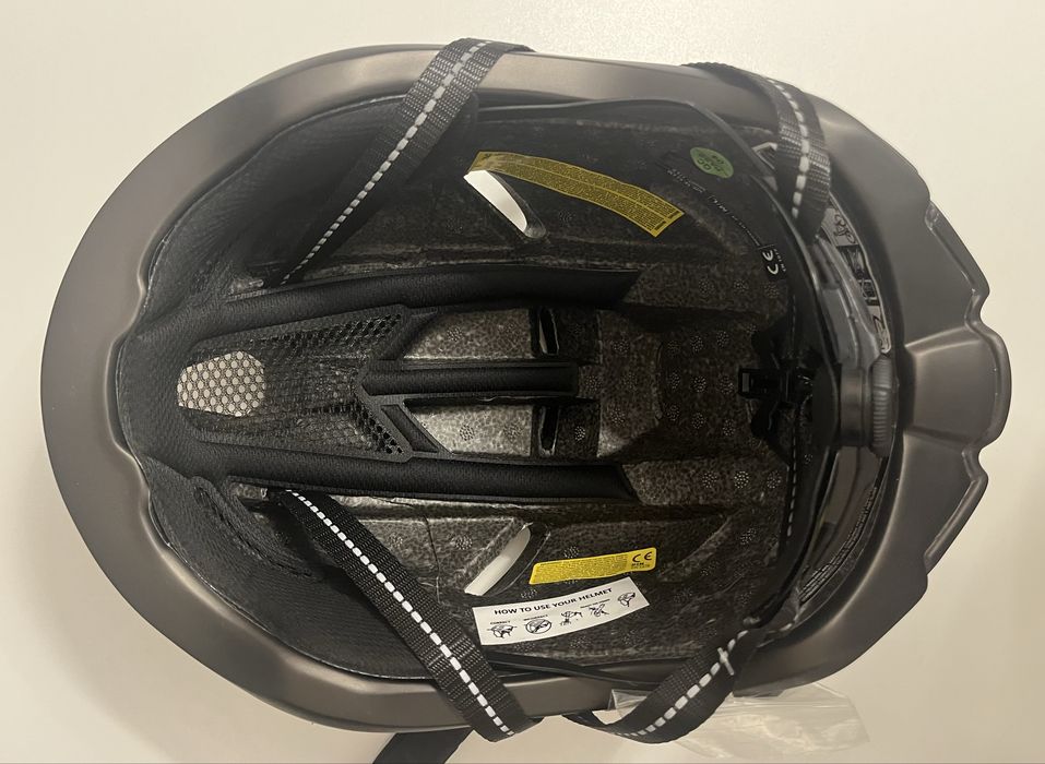 Kask rowerowy Shinmax HT-29 z lampką USB i wizjerem