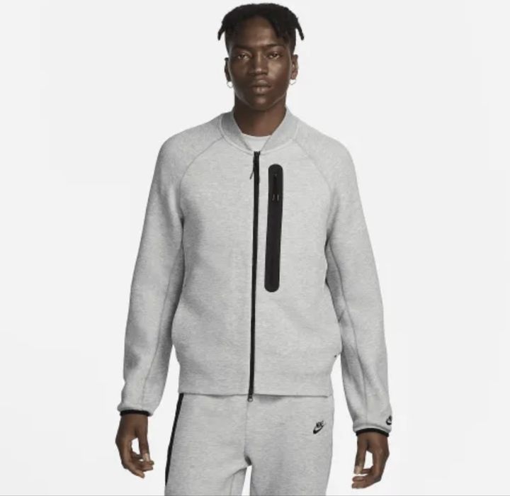 Бомбер чоловічий Nike